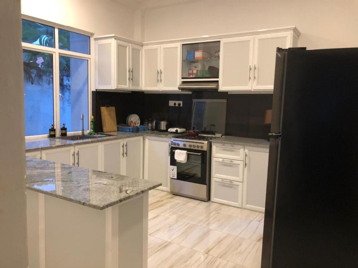 Vidushi Home Minuwangoda Esterno foto