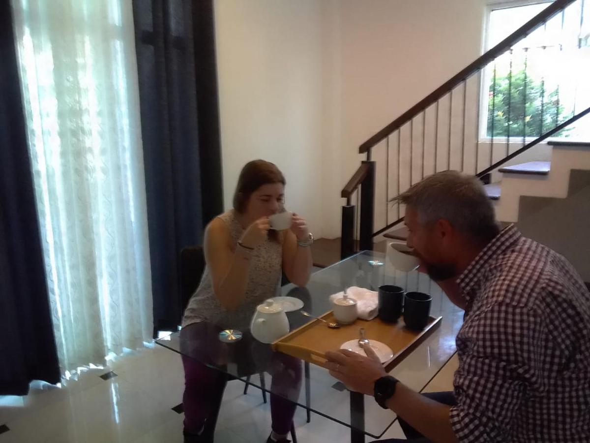 Vidushi Home Minuwangoda Esterno foto